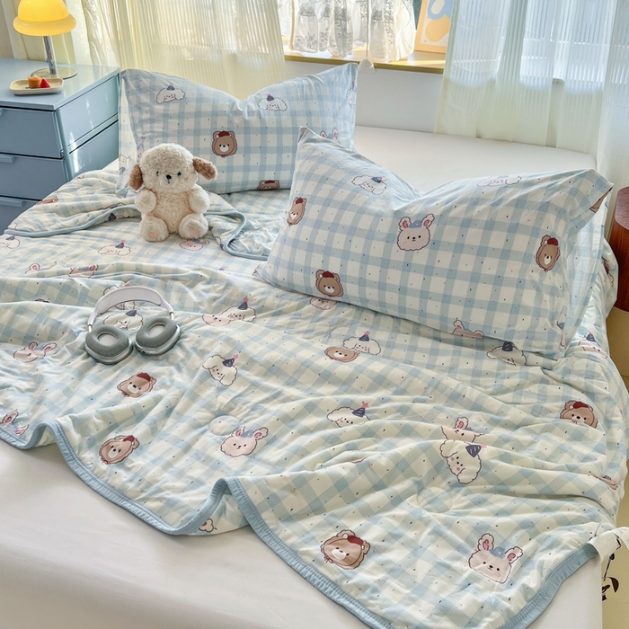 91家纺网 家纺一手货源 找家纺 葡萄家 2025新款A类母婴级大豆纤维牛奶丝针织棉夏凉被空调被-系列二 格子小熊