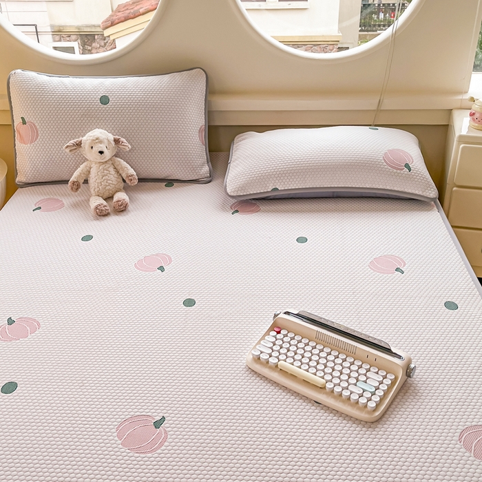 91家纺网 家纺一手货源 找家纺 芙绣 2025新款凉感丝提花学生凉席三件套 万事不南