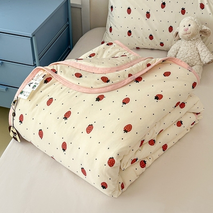 葡萄家 2025新款A类母婴级大豆纤维牛奶丝针织棉夏凉被空调被-系列二 草莓点点