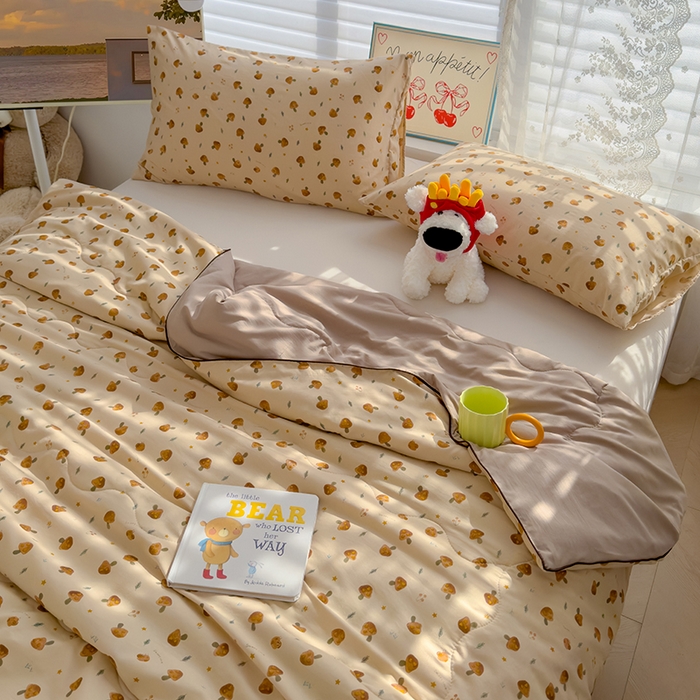 91家纺网 家纺一手货源 找家纺 美派工厂店2025新款水洗邹邹纱夏被 小蘑菇