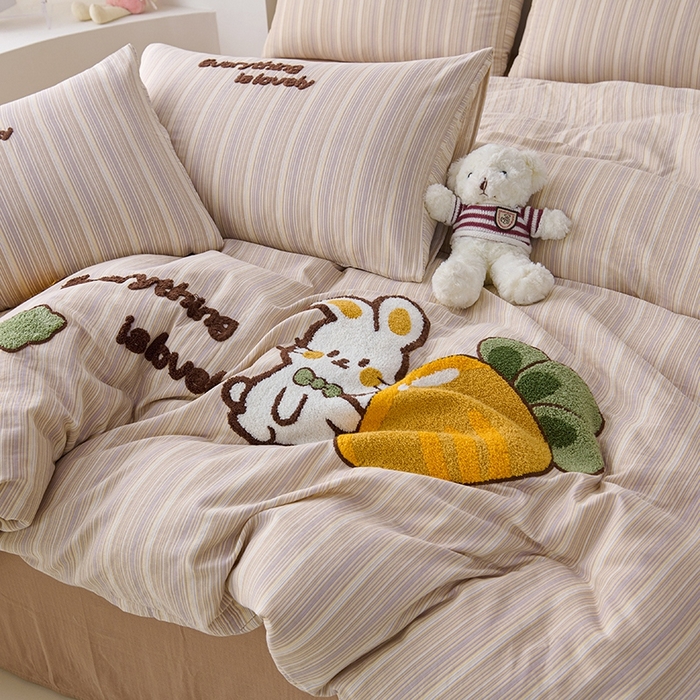 91家纺网 家纺一手货源 找家纺 爱思佳2025新款全棉双层纱毛巾绣系列四件套 萝卜兔