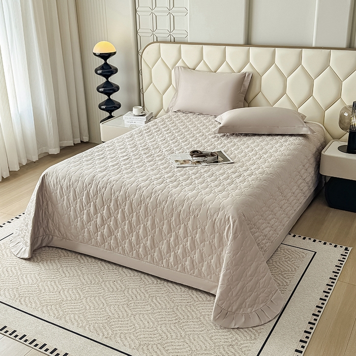 91家纺网 家纺一手货源 找家纺 金喜 2025新款高端100支全棉蚕丝床盖豆邦纤维蚕丝床盖三件套-蝶恋花系列 蝶恋花-雾粉