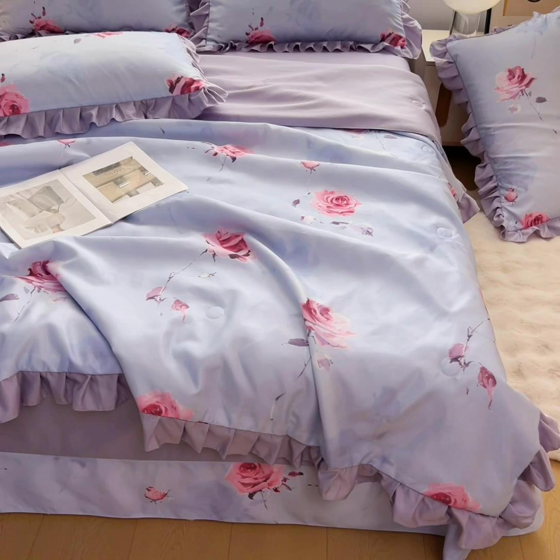 91家纺网 家纺一手货源 找家纺 找底底家纺 2025新款60S水洗天丝夏被夏凉被空调被床裙四件套 浪漫玫瑰