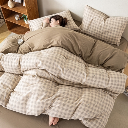 91家纺网 家纺一手货源 找家纺 2025新款全棉水洗棉双层纱印花四件套 伯克利-咖