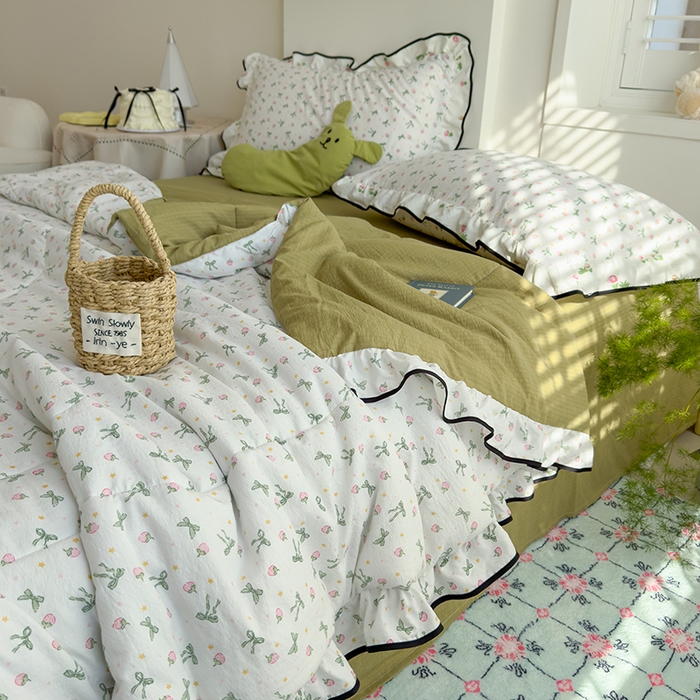 91家纺网 家纺一手货源 找家纺 慕尚 2025新款云感棉花边夏凉被空调被 草莓园