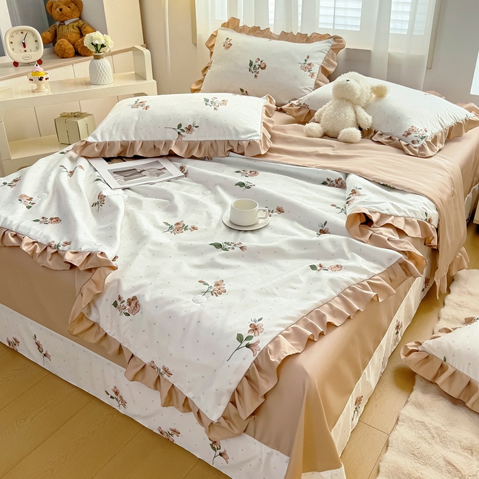 91家纺网 家纺一手货源 找家纺 找底底家纺 2025新款60S水洗天丝夏被夏凉被空调被床裙四件套 甜甜花香