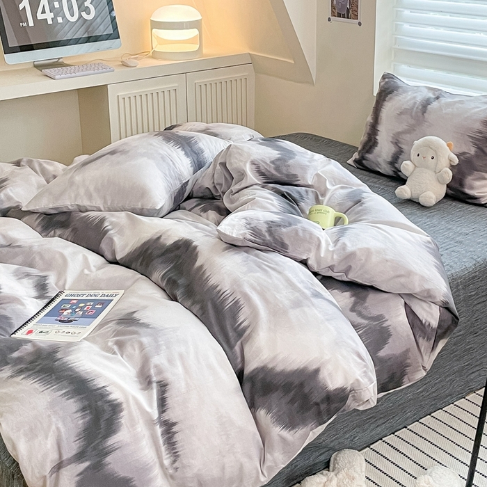 91家纺网 家纺一手货源 找家纺 吉象2025新款全棉印花北欧极简四件套系列 水墨画