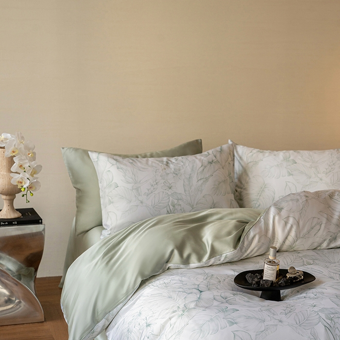 91家纺网 家纺一手货源 找家纺 咏绒家纺工厂店 2025新款60S奥地利兰精天丝数码印花暗合简约款系列四件套 叶影-绿