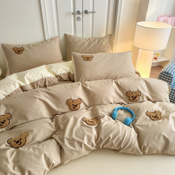 91家纺网 家纺一手货源 找家纺 锦觅2025新款奶油小清新毛巾绣全棉纯棉四件套（专版花型必须控价） 萌趣小熊