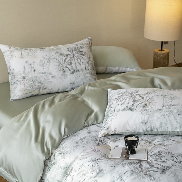 91家纺网 家纺一手货源 找家纺 咏绒家纺工厂店 2025新款60S奥地利兰精天丝数码印花暗合简约款系列四件套 丛林幻想-绿