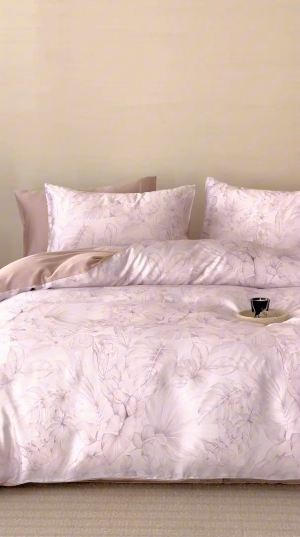 91家纺网 家纺一手货源 找家纺 咏绒家纺工厂店 2025新款60S奥地利兰精天丝数码印花暗合简约款系列四件套 叶影-紫