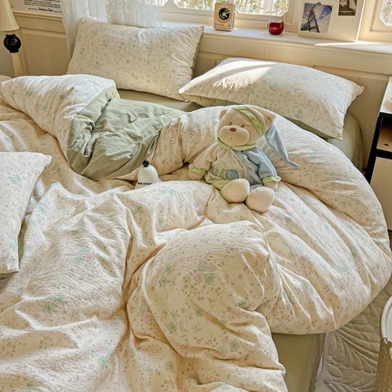 91家纺网 家纺一手货源 找家纺 （总）一比一 2025新款云感皱皱双层纱四件套-简单款