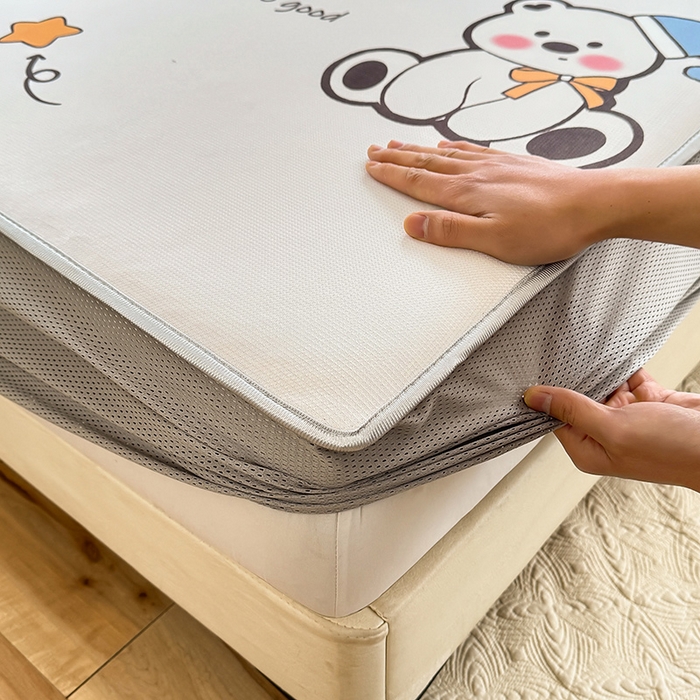 91家纺网 家纺一手货源 找家纺 518家纺 2025新款亲肤舒适A类碳光冰丝抗菌凉席【提供买家秀】席子【提供买家秀】-平铺款 嘟嘟熊