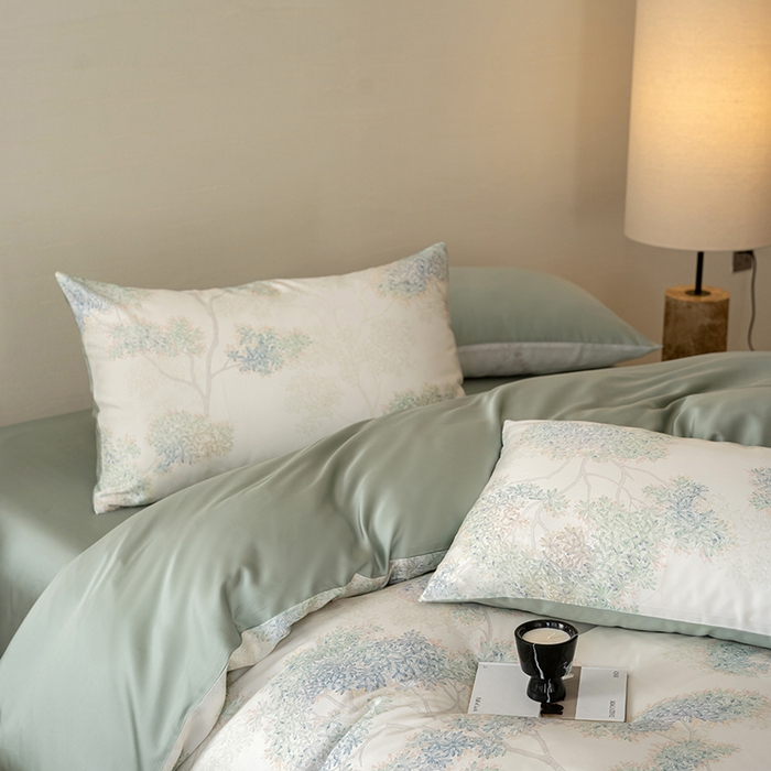 91家纺网 家纺一手货源 找家纺 咏绒家纺工厂店 2025新款60S奥地利兰精天丝数码印花暗合简约款系列四件套 如愿-绿