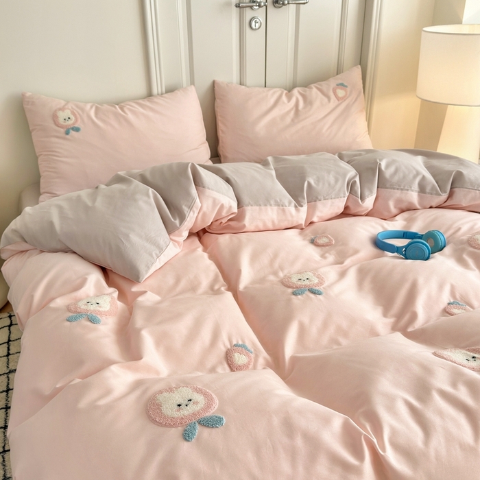 91家纺网 家纺一手货源 找家纺 锦觅2025新款奶油小清新毛巾绣全棉纯棉四件套（专版花型必须控价） 草莓兔兔