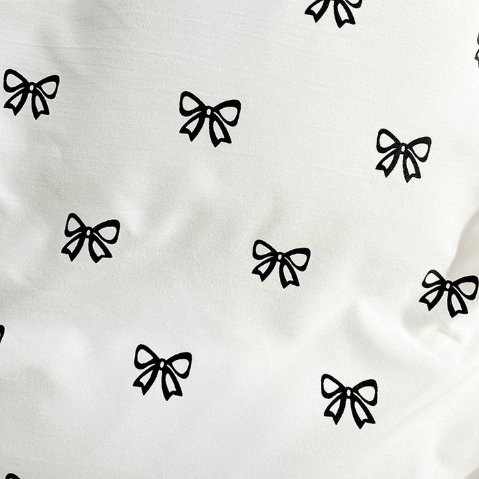 91家纺网 家纺一手货源 找家纺 艾橙家纺2025新款法式赫本风水洗棉印花雪纺花边单床笠 黑色蝴蝶结