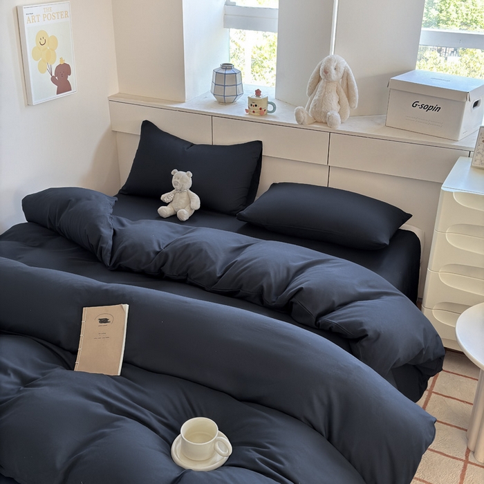 91家纺网 家纺一手货源 找家纺 可可家纺 2025新款ins风纯色磨毛简约水洗棉四件套亲肤床单被套三件套 纯藏青