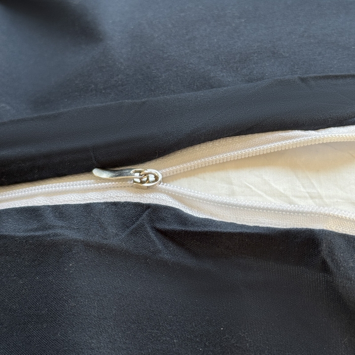 91家纺网 家纺一手货源 找家纺 可可家纺 2025新款ins风纯色磨毛简约水洗棉四件套亲肤床单被套三件套 纯藏青