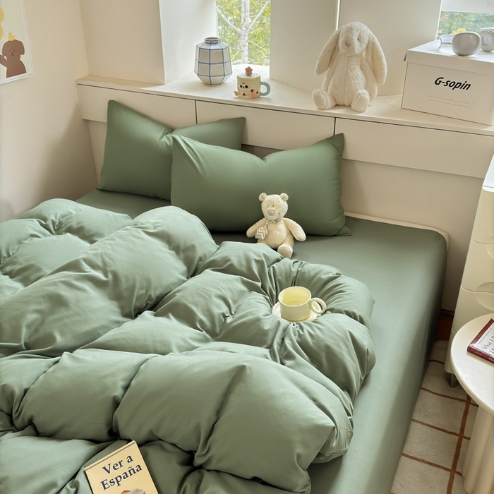 91家纺网 家纺一手货源 找家纺 可可家纺 2025新款ins风纯色磨毛简约水洗棉四件套亲肤床单被套三件套 纯草绿