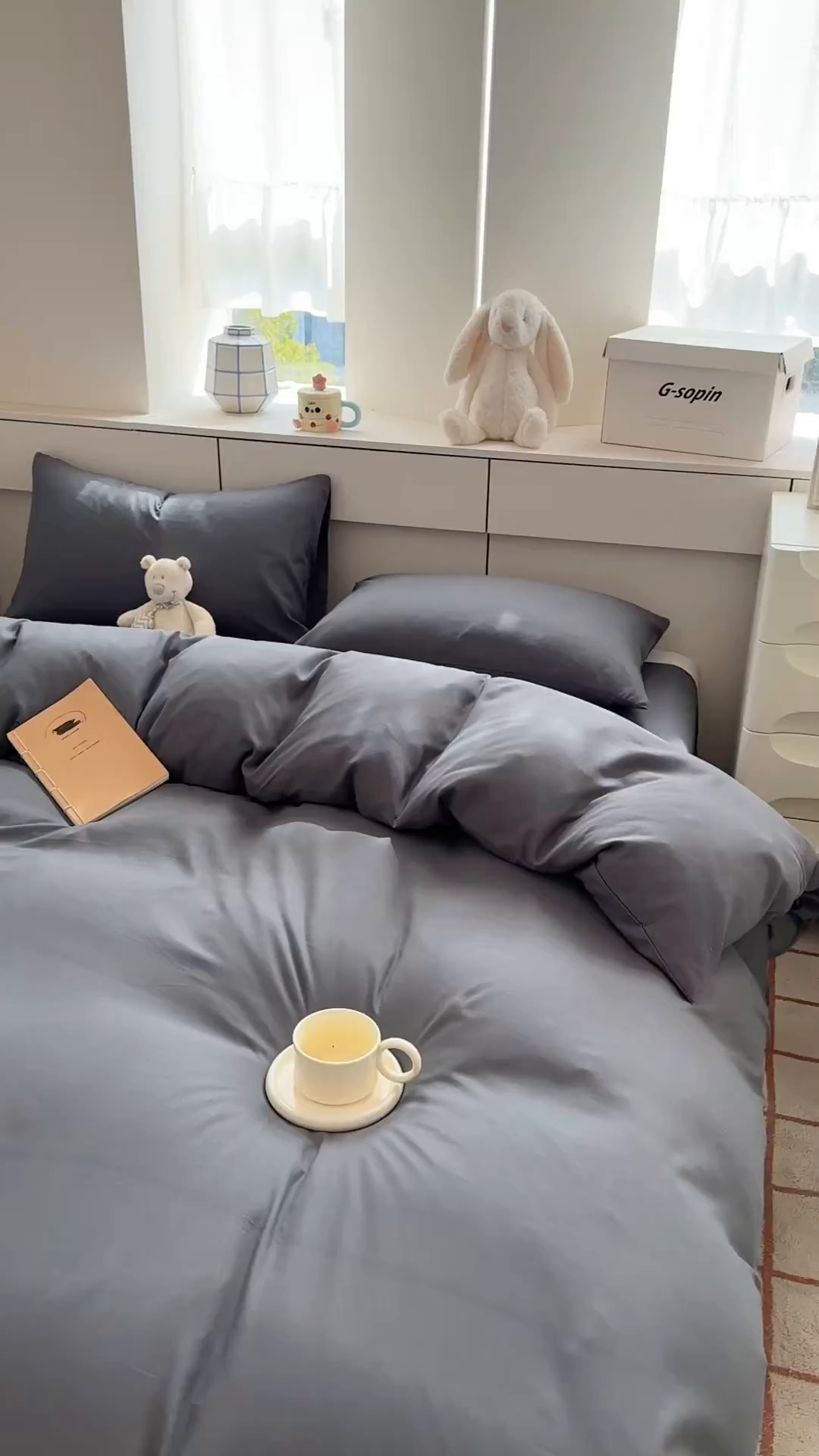 91家纺网 家纺一手货源 找家纺 可可家纺 2025新款ins风纯色磨毛简约水洗棉四件套亲肤床单被套三件套 纯深灰