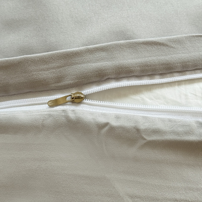 91家纺网 家纺一手货源 找家纺 可可家纺 2025新款ins风纯色磨毛简约水洗棉四件套亲肤床单被套三件套 纯银灰