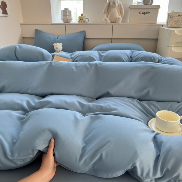 91家纺网 家纺一手货源 找家纺 可可家纺 2025新款ins风纯色磨毛简约水洗棉四件套亲肤床单被套三件套 纯月光蓝