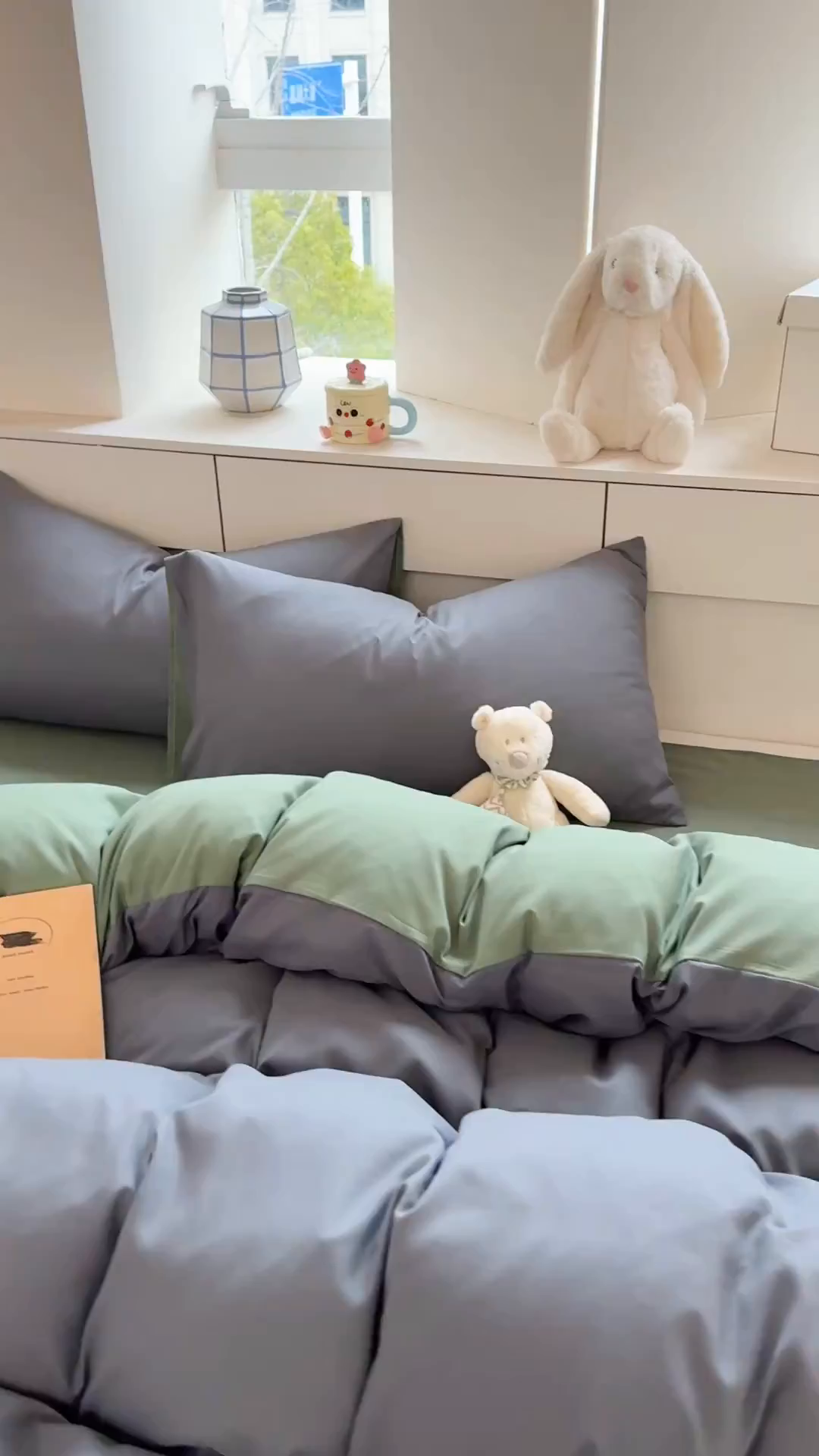 91家纺网 家纺一手货源 找家纺 可可家纺 2025新款ins风纯色磨毛简约水洗棉四件套亲肤床单被套三件套 深灰抹茶