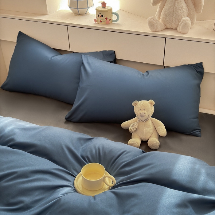 91家纺网 家纺一手货源 找家纺 可可家纺 2025新款ins风纯色磨毛简约水洗棉四件套亲肤床单被套三件套 诱惑蓝灰