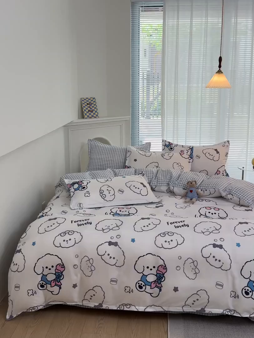 91家纺网 家纺一手货源 找家纺 布可家纺 2025新款水洗棉印花四件套系列 蓝格冰淇淋狗