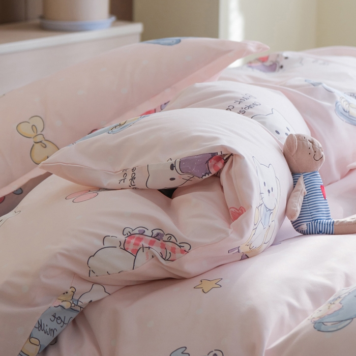 91家纺网 家纺一手货源 找家纺 布可家纺 2025新款水洗棉印花四件套系列 你好凯蒂