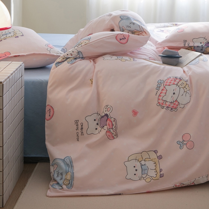 91家纺网 家纺一手货源 找家纺 布可家纺 2025新款水洗棉印花四件套系列 你好凯蒂