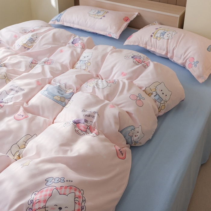 91家纺网 家纺一手货源 找家纺 布可家纺 2025新款水洗棉印花四件套系列 你好凯蒂