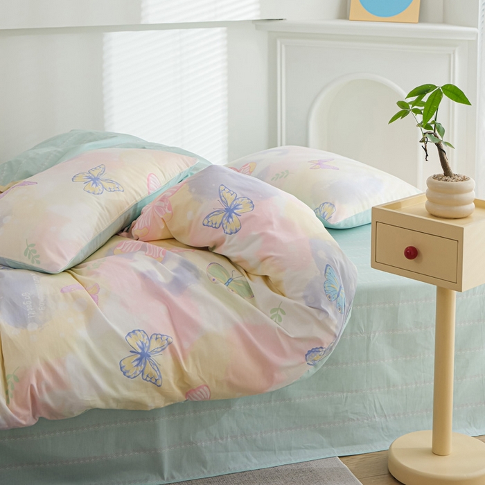 91家纺网 家纺一手货源 找家纺 布可家纺 2025新款水洗棉印花四件套系列 晕染梦幻蝴蝶