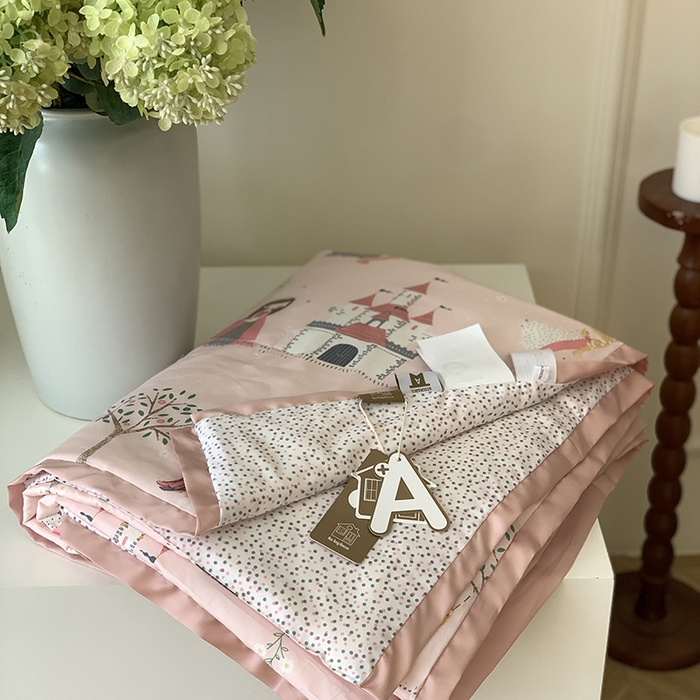 91家纺网 家纺一手货源 找家纺 汇庭 2025新款长绒棉夏被系列 小公主