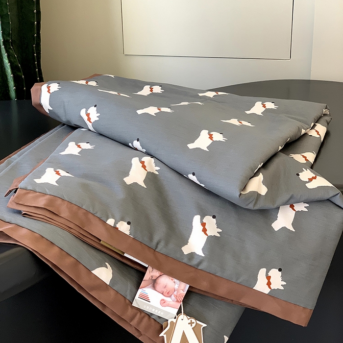 91家纺网 家纺一手货源 找家纺 汇庭 2025新款长绒棉夏被系列 查理狗