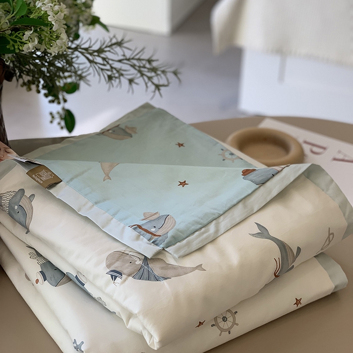 91家纺网 家纺一手货源 找家纺 汇庭 2025新款长绒棉夏被系列 鲸鱼长官