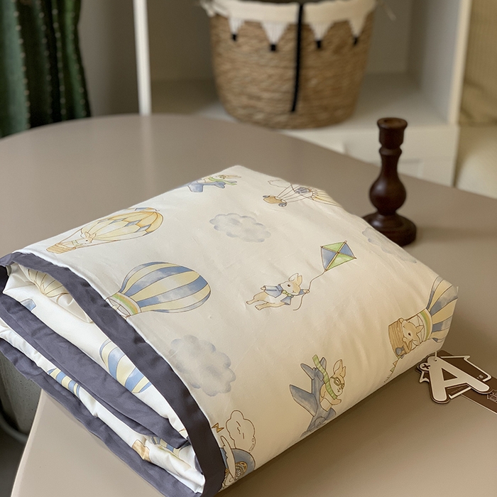 91家纺网 家纺一手货源 找家纺 汇庭 2025新款长绒棉夏被系列 气球小兔