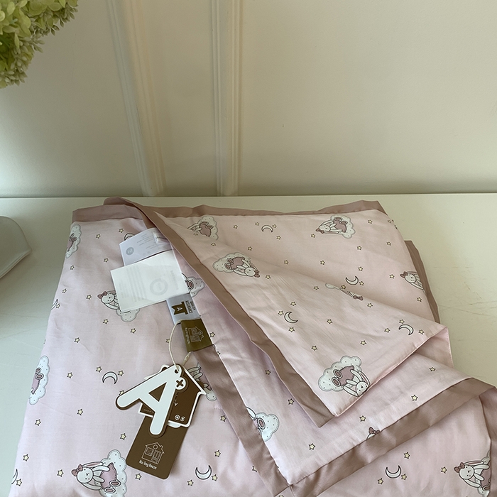 91家纺网 家纺一手货源 找家纺 汇庭 2025新款长绒棉夏被系列 甜心兔