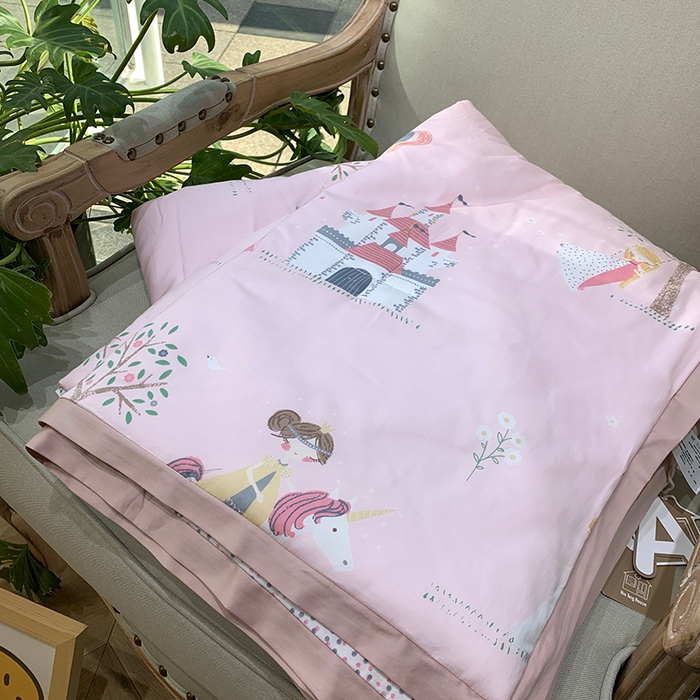 91家纺网 家纺一手货源 找家纺 汇庭 2025新款长绒棉夏被系列 小公主