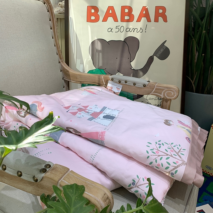 91家纺网 家纺一手货源 找家纺 汇庭 2025新款长绒棉夏被系列 小公主