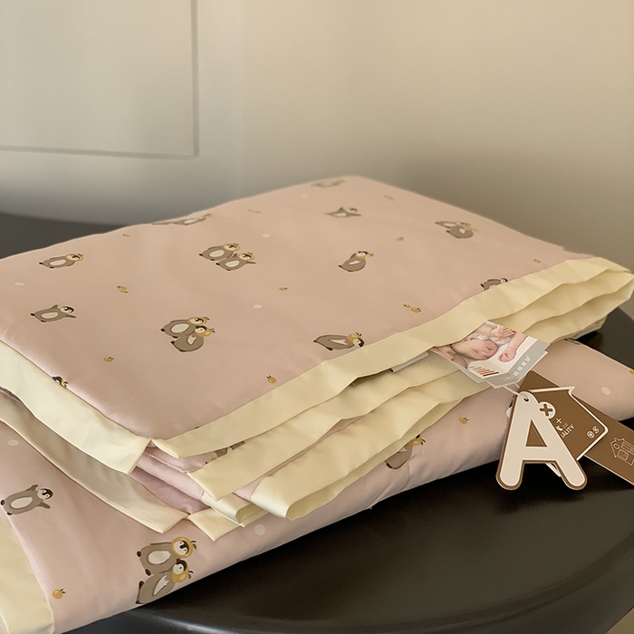 91家纺网 家纺一手货源 找家纺 汇庭 2025新款长绒棉夏被系列 小企鹅