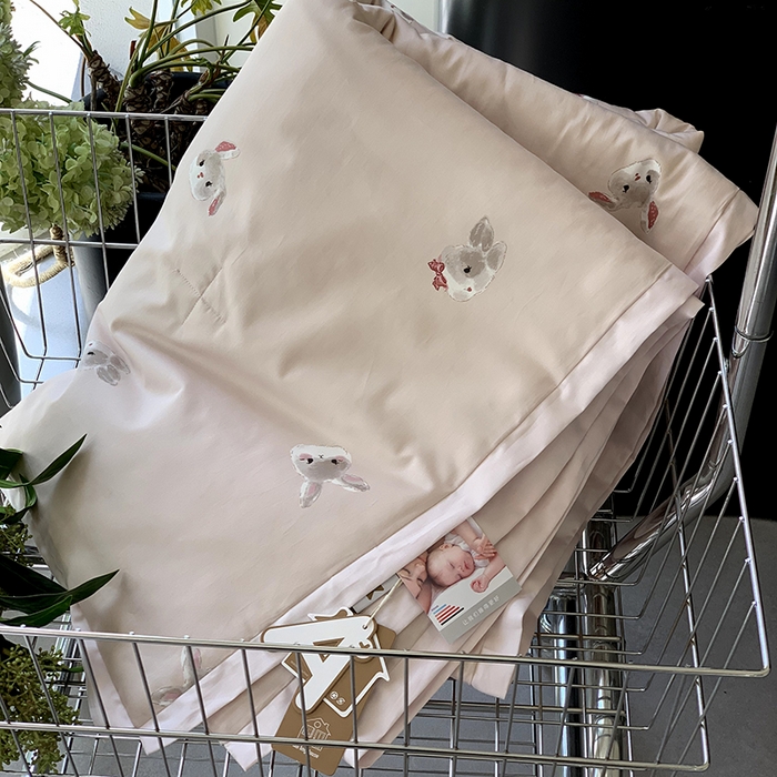 91家纺网 家纺一手货源 找家纺 汇庭 2025新款长绒棉夏被系列 脏脏兔