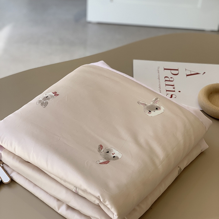 91家纺网 家纺一手货源 找家纺 汇庭 2025新款长绒棉夏被系列 脏脏兔