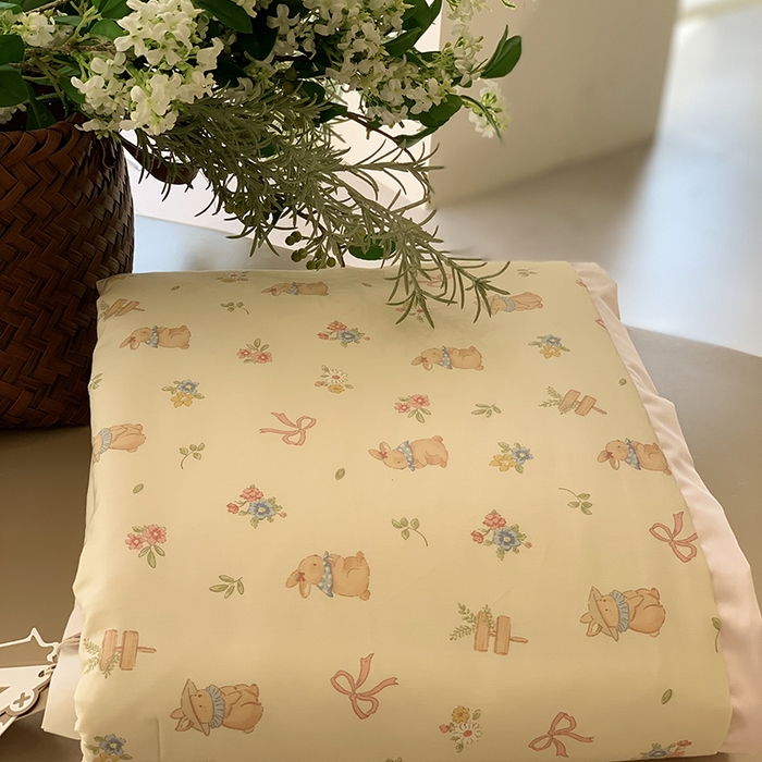 91家纺网 家纺一手货源 找家纺 汇庭 2025新款长绒棉夏被系列 芝士兔粉