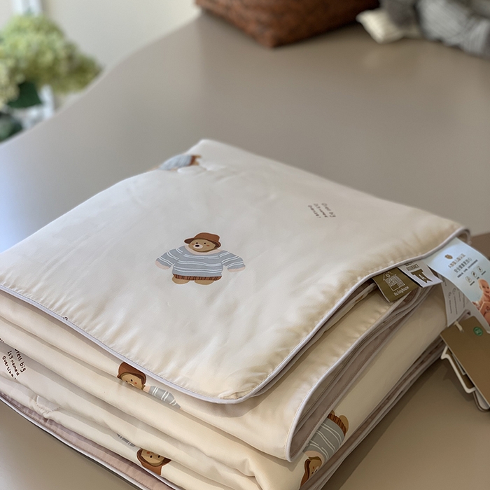 91家纺网 家纺一手货源 找家纺 汇庭 2025新款A类莱赛尔夏被系列 卡特熊