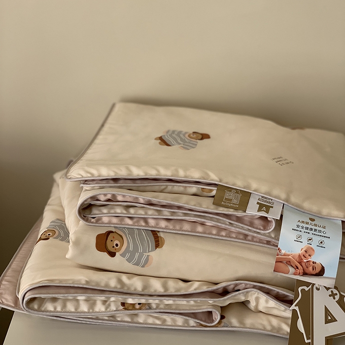 91家纺网 家纺一手货源 找家纺 汇庭 2025新款A类莱赛尔夏被系列 卡特熊