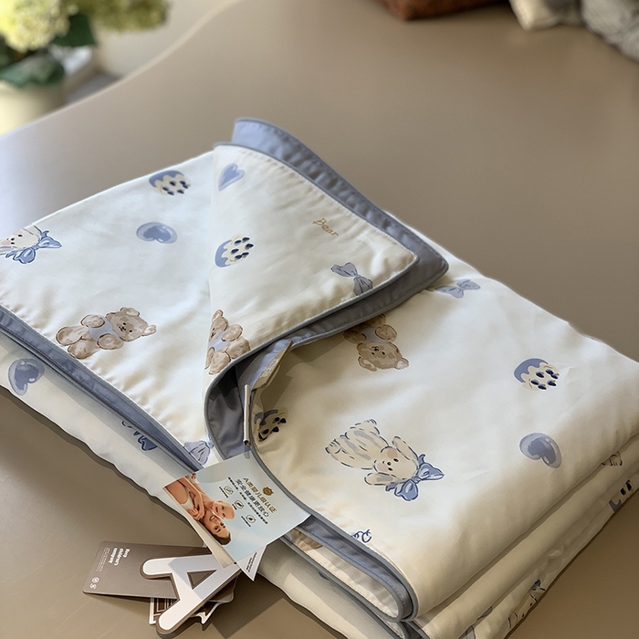 91家纺网 家纺一手货源 找家纺 汇庭 2025新款A类莱赛尔夏被系列 蓝莓蛋糕