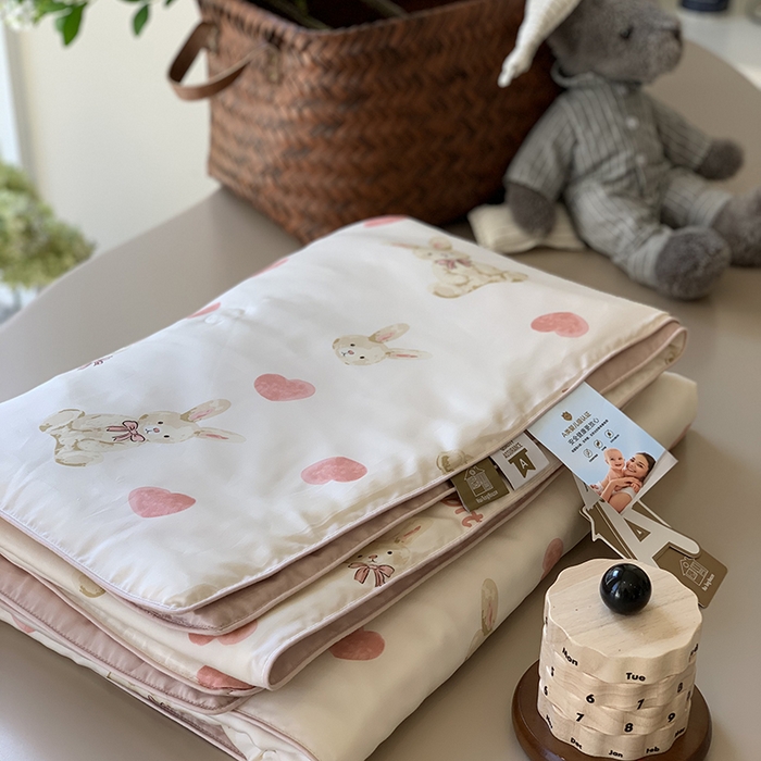 汇庭 2025新款A类莱赛尔夏被系列 兔兔爱心