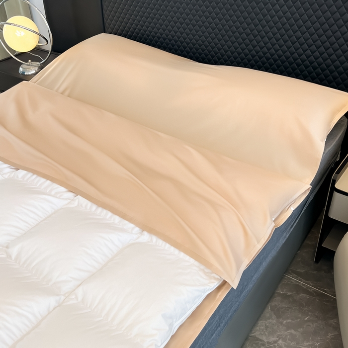 91家纺网 家纺一手货源 找家纺 柒星睡袋 2025新款60贡缎全棉纯色隔脏睡袋 香槟金