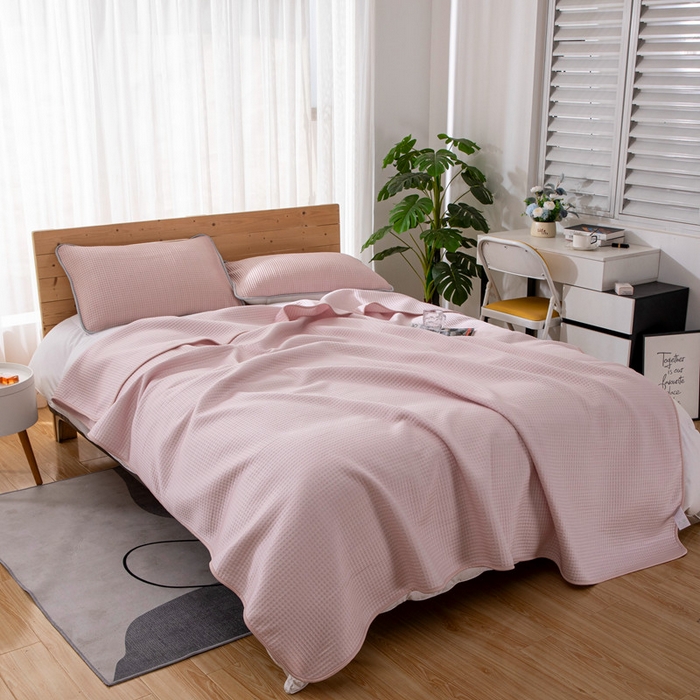 91家纺网 家纺一手货源 找家纺 来菲毛毯 2025新款双面夏凉被子PE速冷凉感夏被夏凉被空调被可机洗水洗 粉色